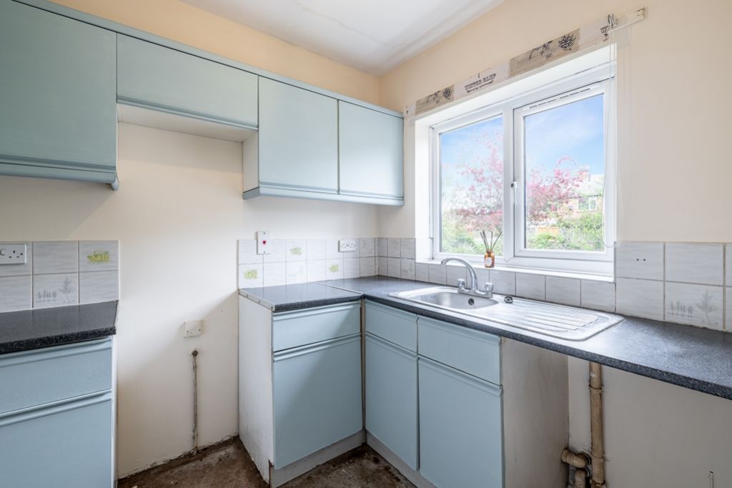 Property photo 2 of 16 4 Hessle Court (Boston)-9