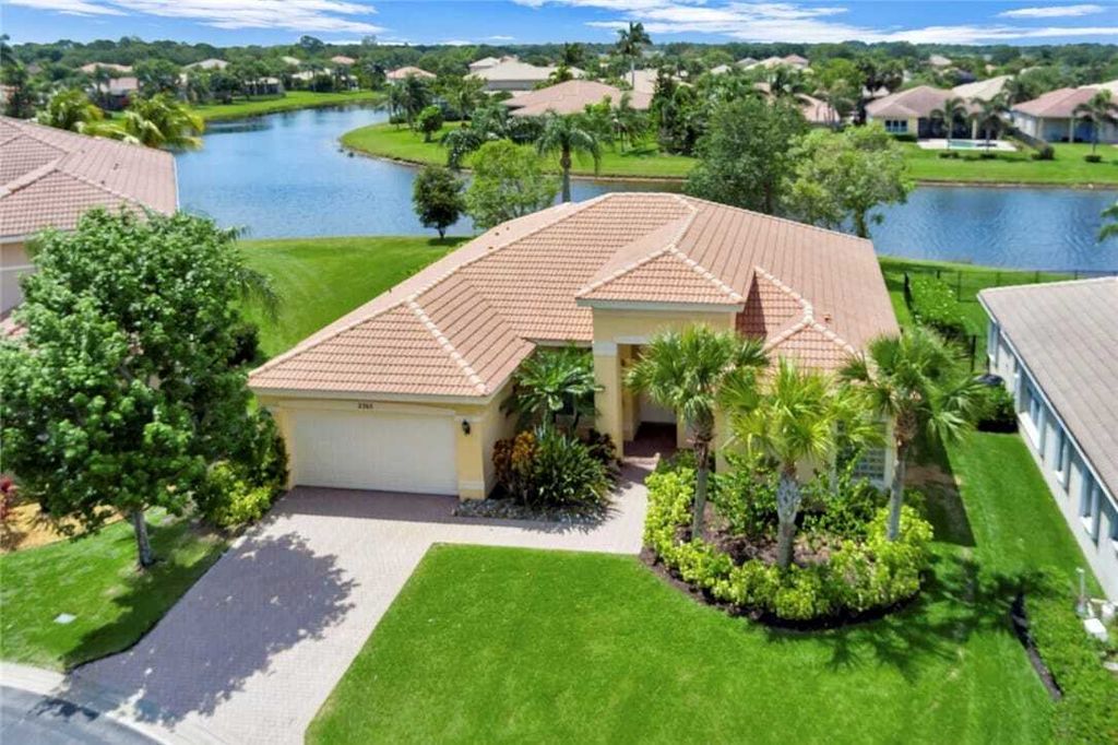 Property photo 1 of 31