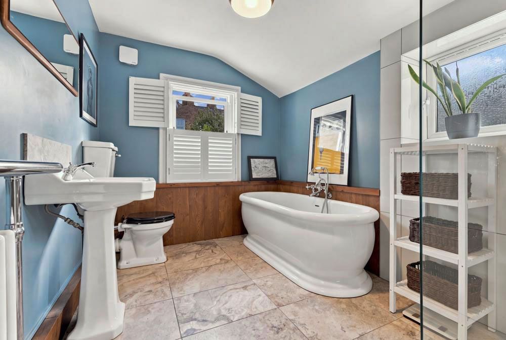 Property photo 3 of 30
