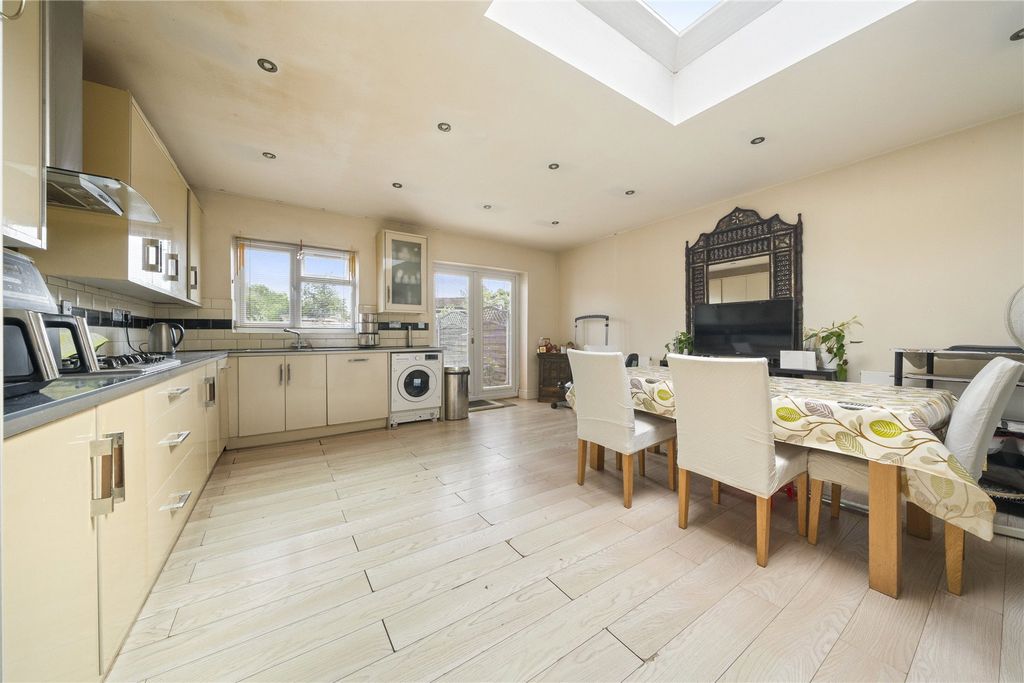 Property photo 2 of 10 Picture No. 08