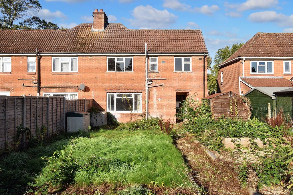 Property photo 3 of 11