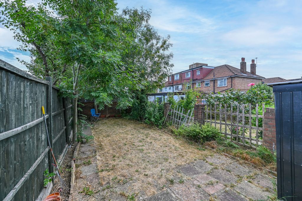 Property photo 2 of 14