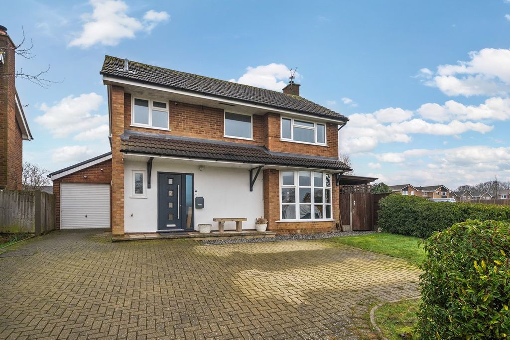 Property photo 1 of 17