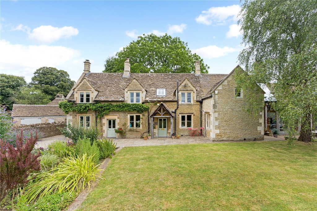 Property photo 1 of 21 Sands Farmhouse