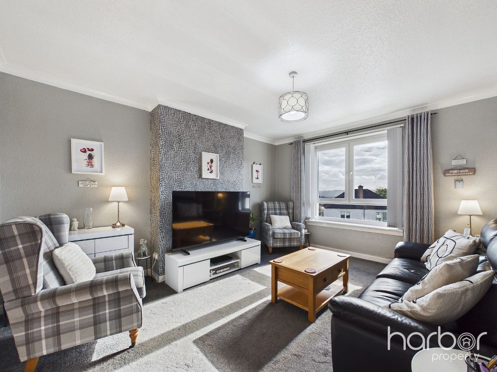 Property photo 2 of 15 5558882