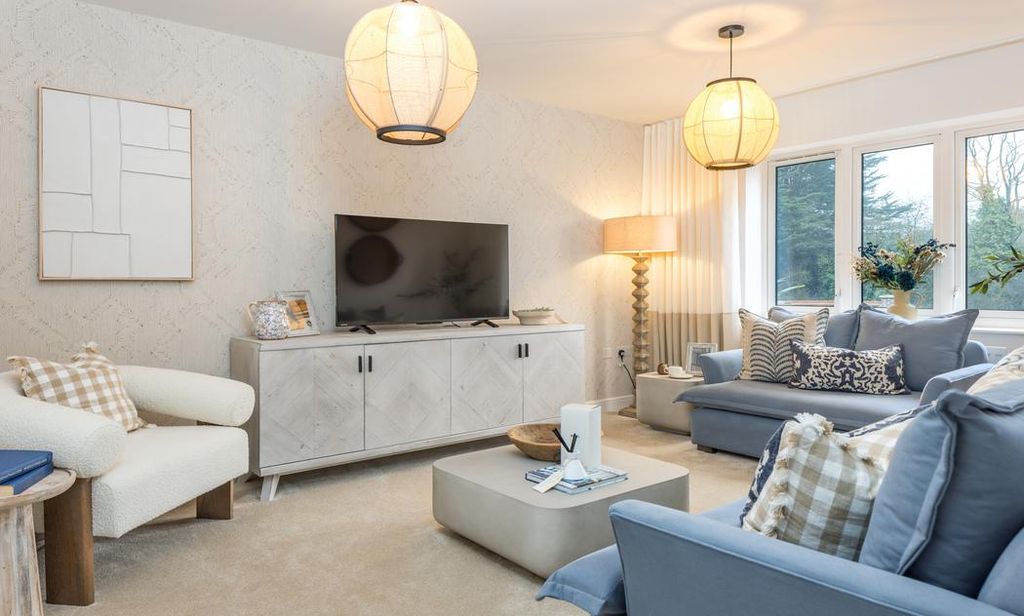 Property photo 2 of 8 Dandara - Zoopla -
