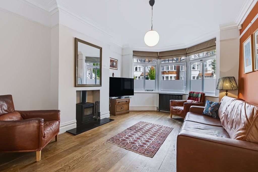 Property photo 3 of 19