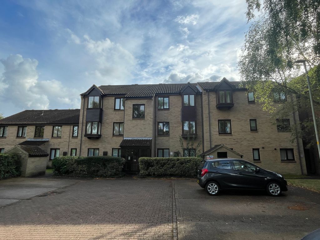 Property photo 1 of 8