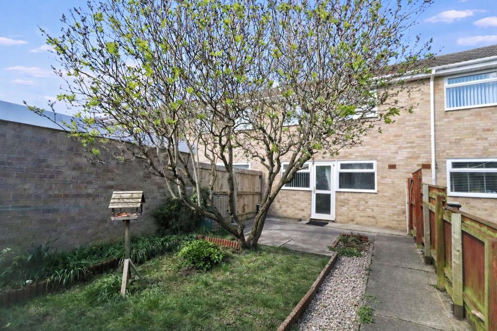 Property photo 2 of 19