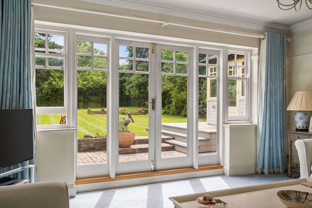 Additional image 15 of 6 bed detached house for saleGreenway, Hutton Mount, Brentwood CM13