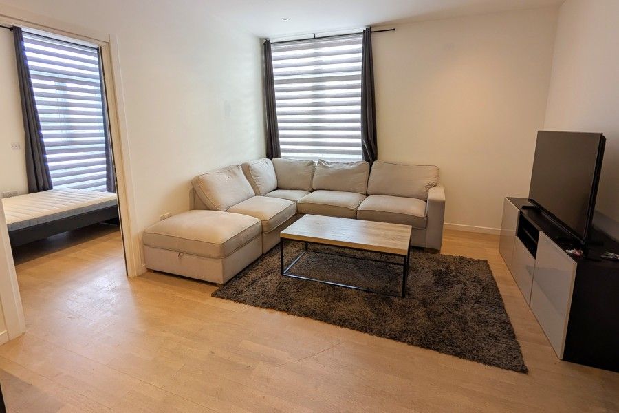 Property photo 2 of 10