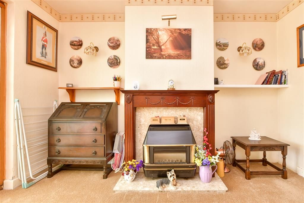 Property photo 1 of 11 Dining Room