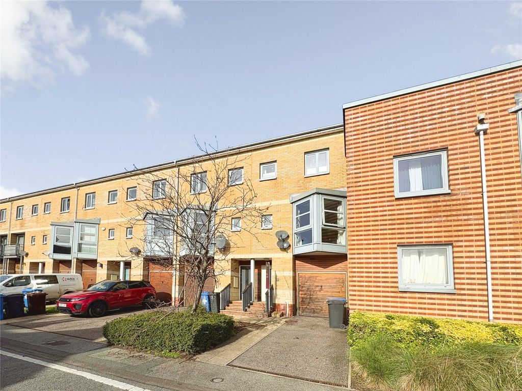 Property photo 2 of 20 Picture No. 01