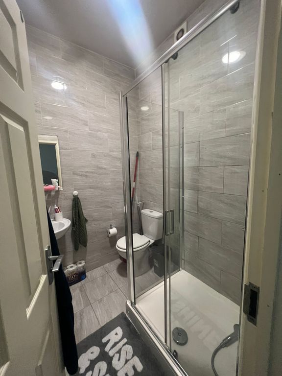 Property photo 3 of 3