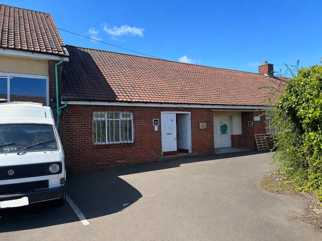 Property photo 1 of 3 Picture No. 03