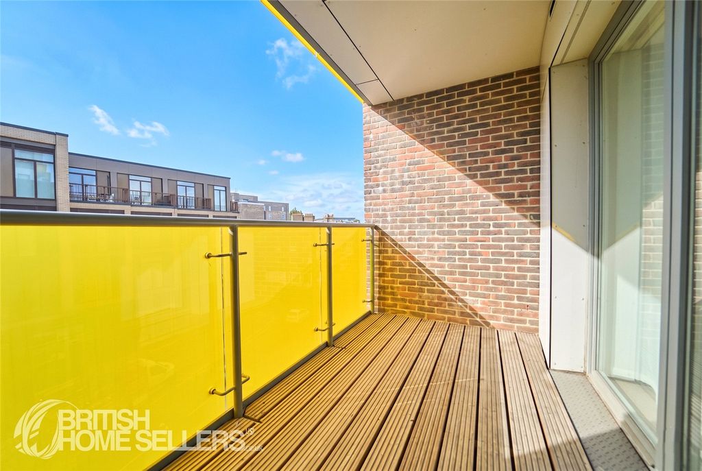 Property photo 3 of 18 Picture No. 27