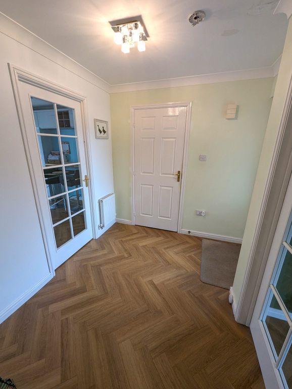 Property photo 2 of 35