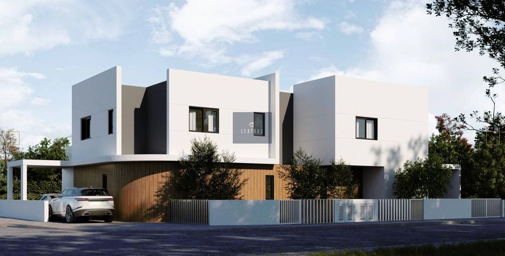 Property photo 1 of 2