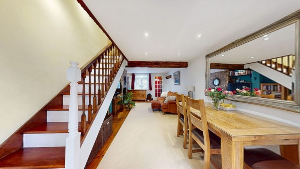 Property photo 3 of 15 5391202