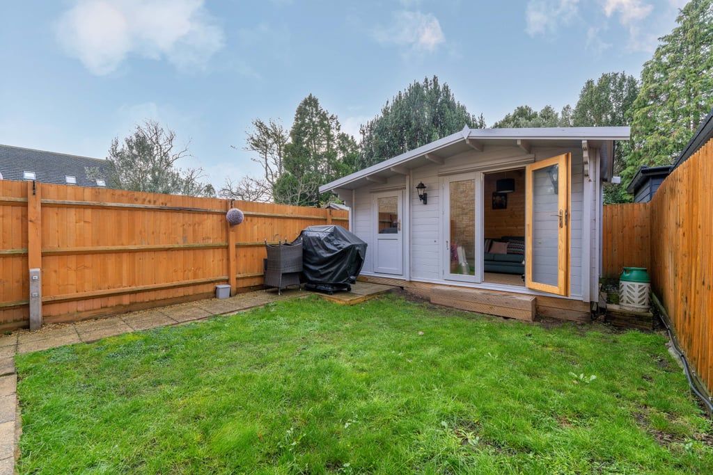 Property photo 1 of 23