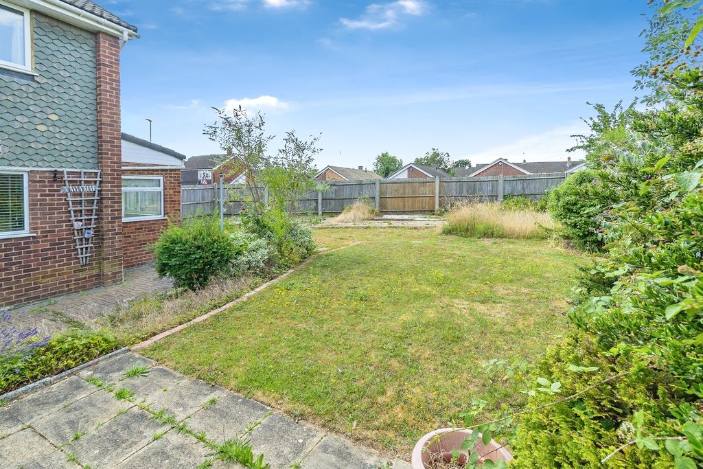 Property photo 2 of 16