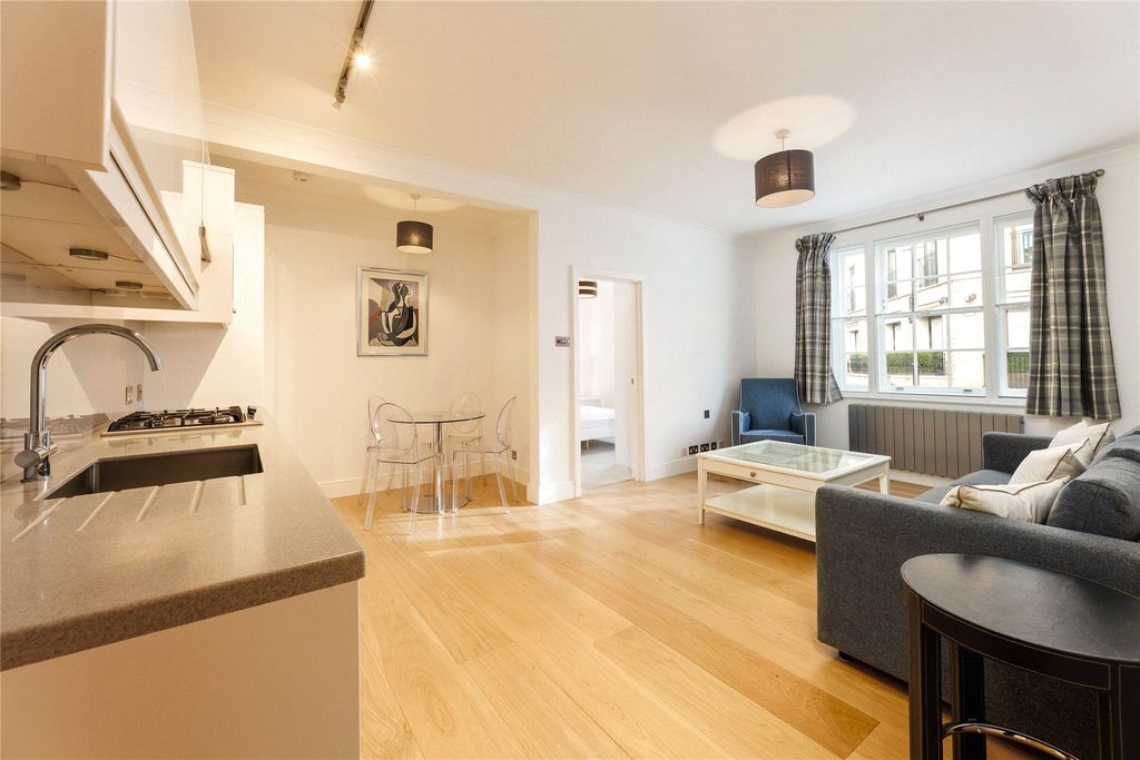 Property photo 1 of 9 Reception Room
