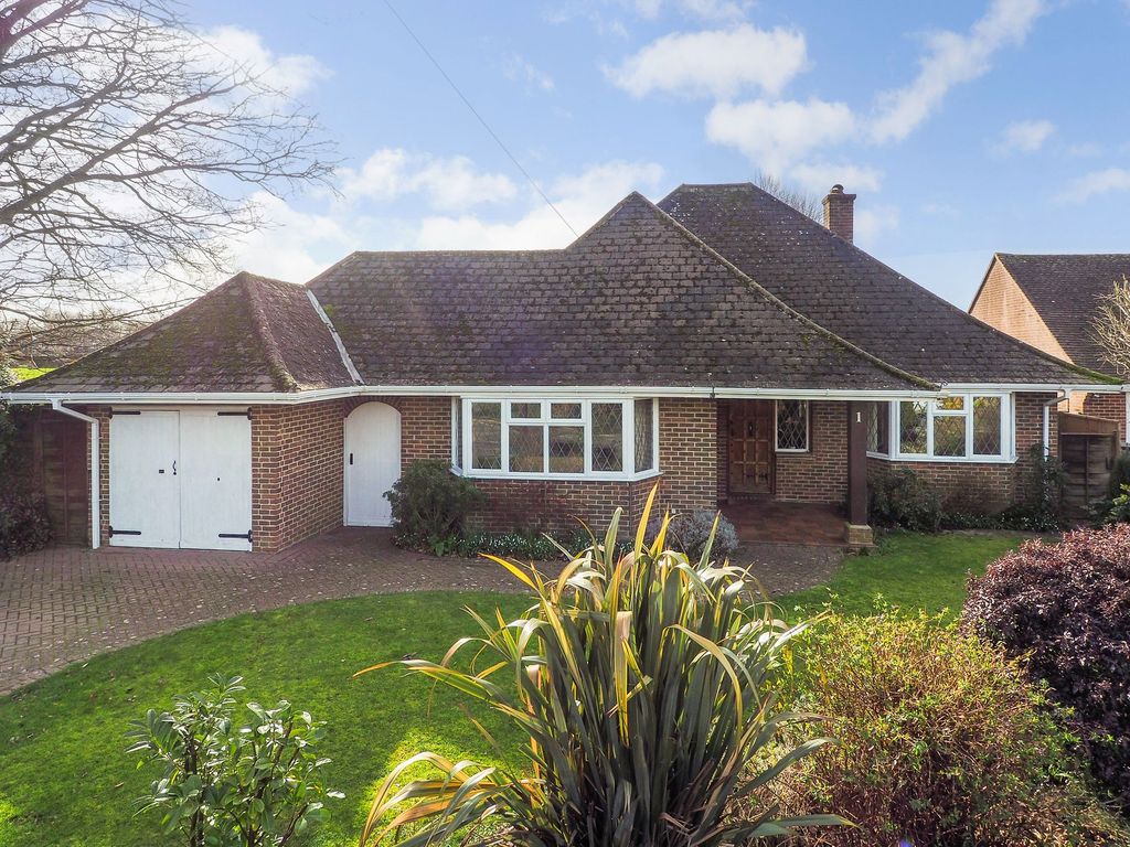 Property photo 1 of 21