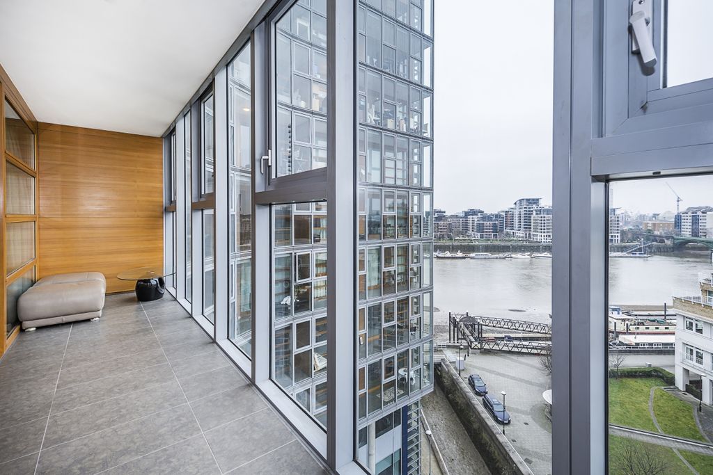 Property photo 3 of 9