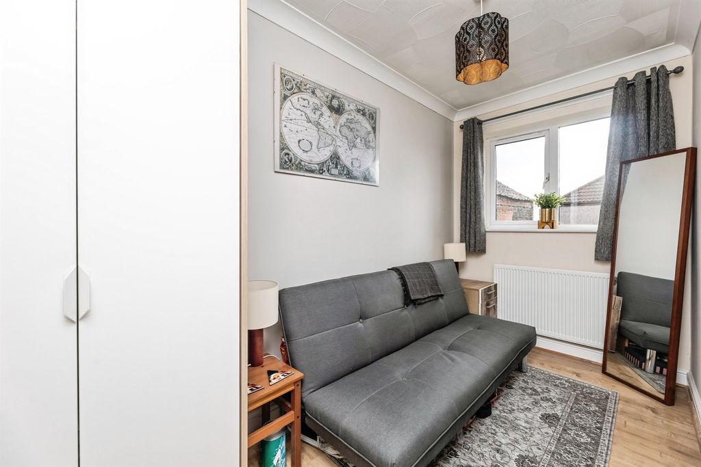 Additional image 7 of 3 bed semi-detached house for saleMain Street, Ealand, Scunthorpe DN17