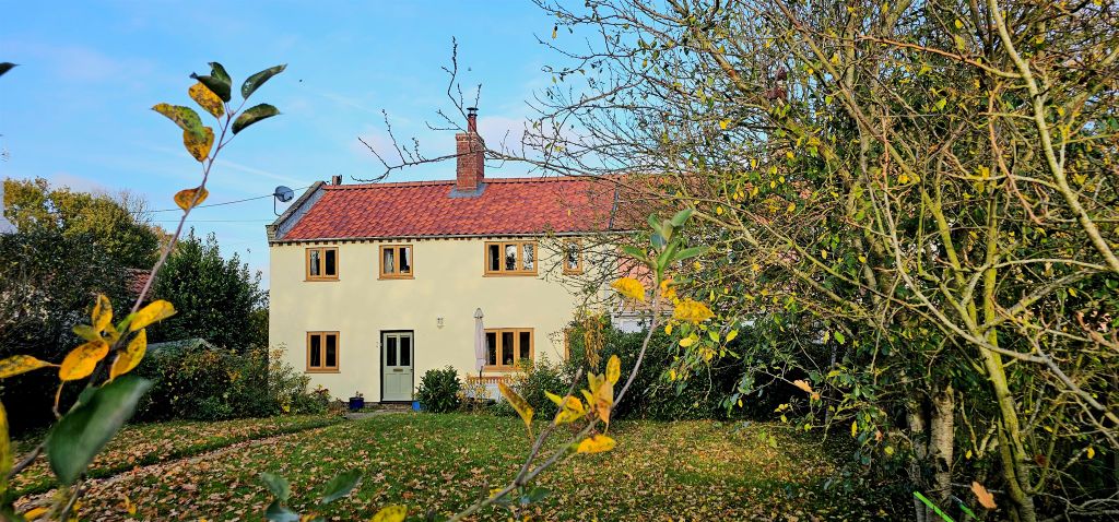 Property photo 2 of 21