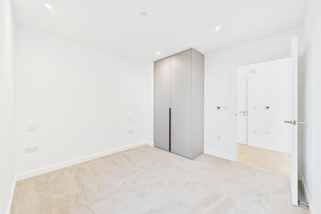 Property photo 3 of 13 4.Jpg