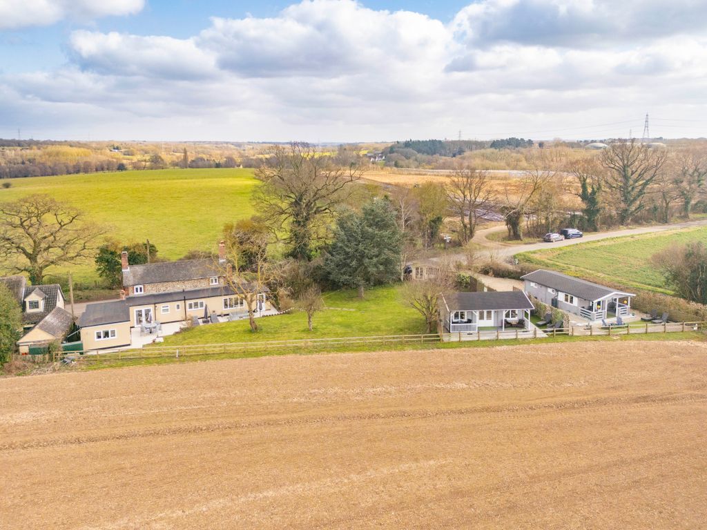 Property photo 1 of 39 Dji_0029