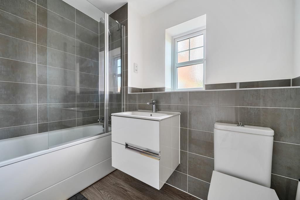 Additional image 5 of 2 bed flat for saleArborfield Green, Reading, Berkshire RG2