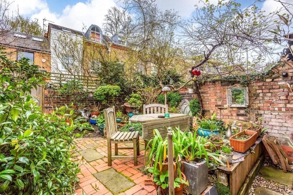 Property photo 3 of 7