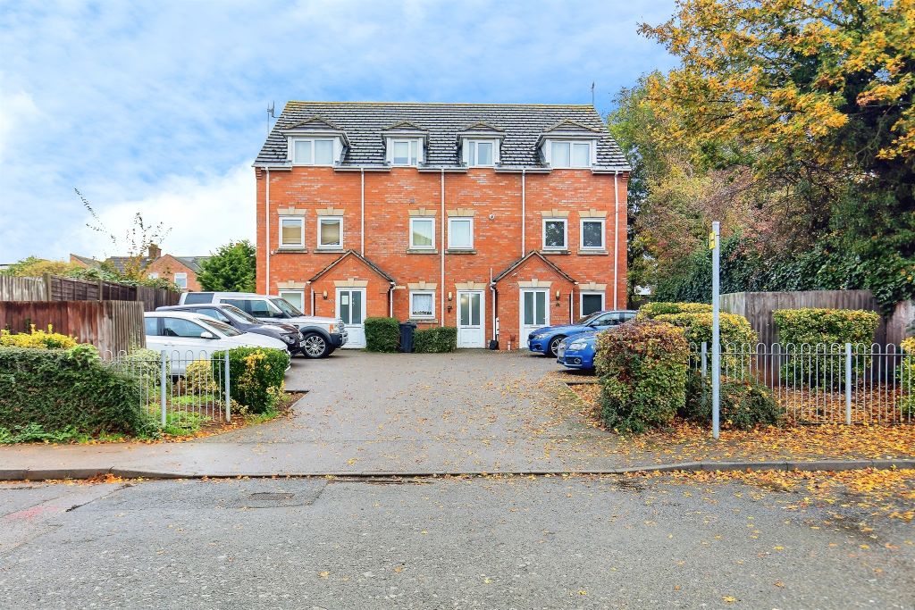 Property photo 2 of 4