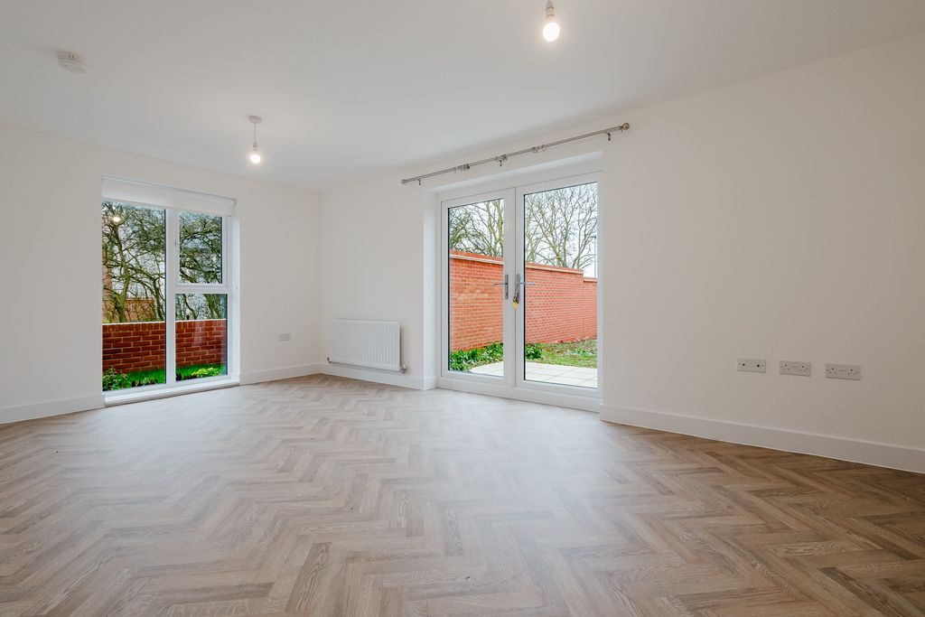 Property photo 3 of 7 Photo