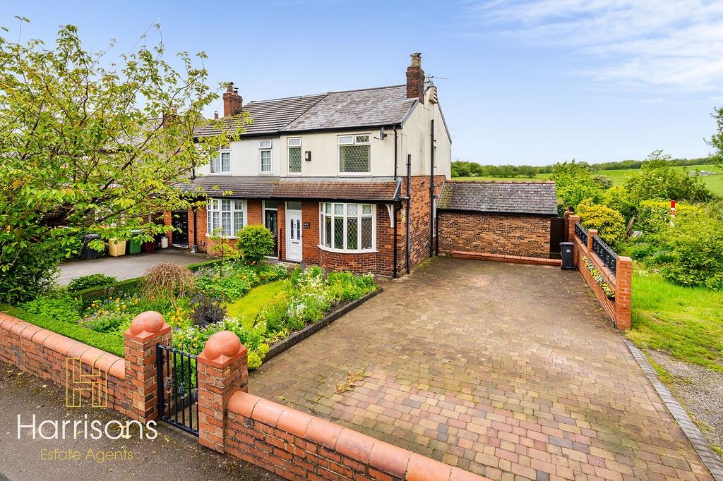 Property photo 1 of 43 5052452