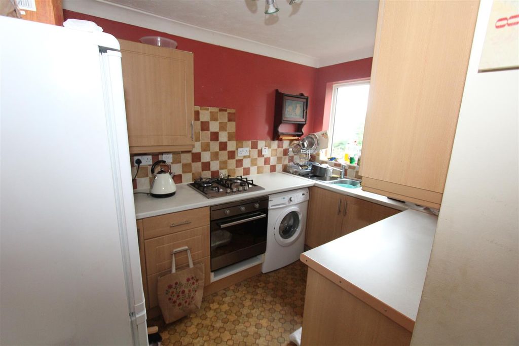 Property photo 2 of 5