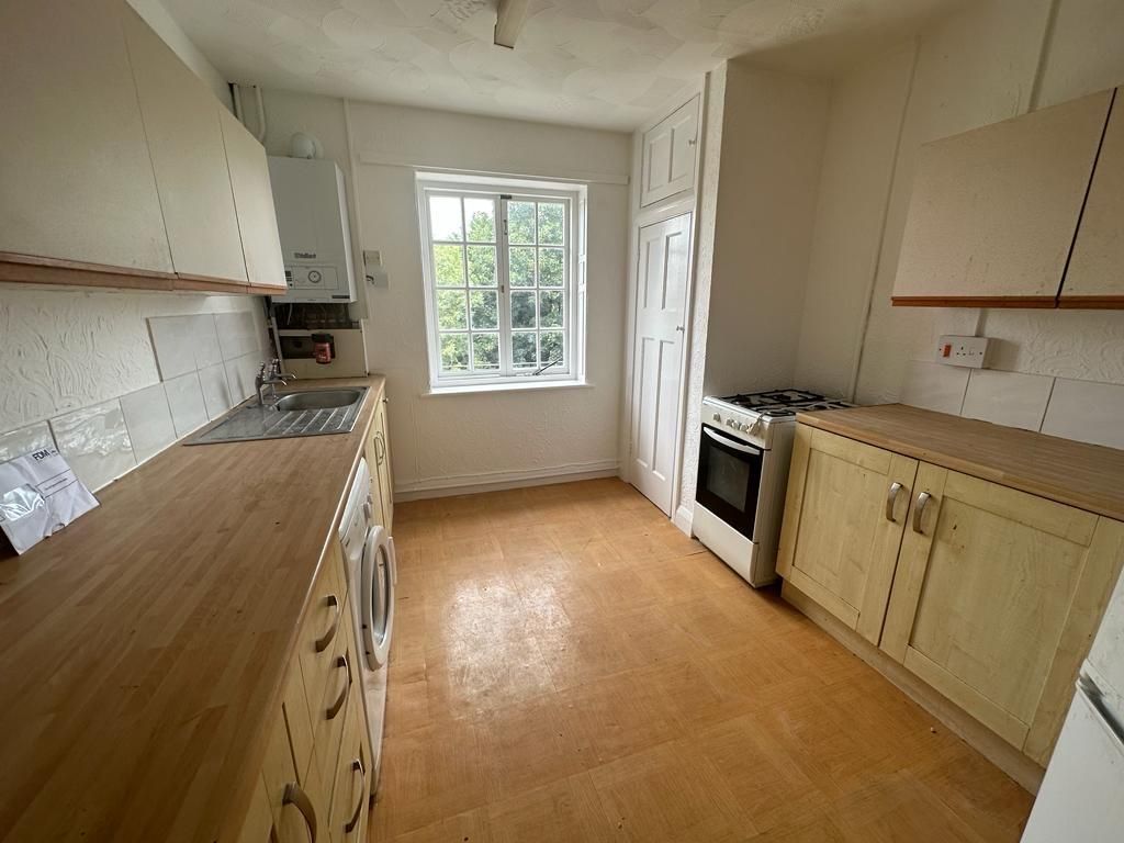Property photo 2 of 8 Df2E1Cac-B604-4Bca-A349-3d7F3A69355E.Jpg