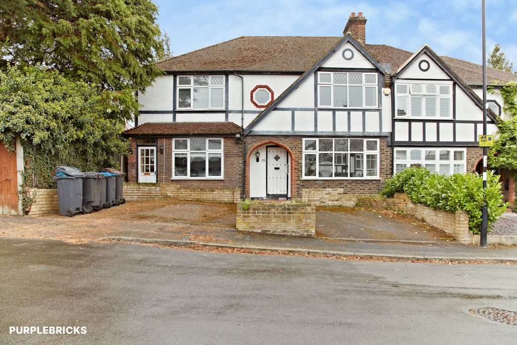 Property photo 1 of 25