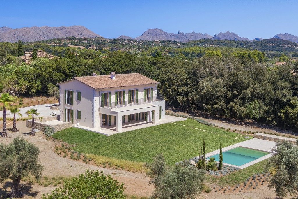 Property photo 1 of 19 Aerial (2)