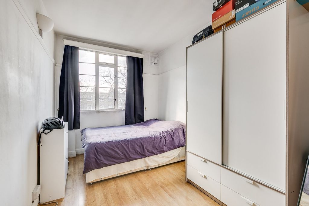 Property photo 3 of 8