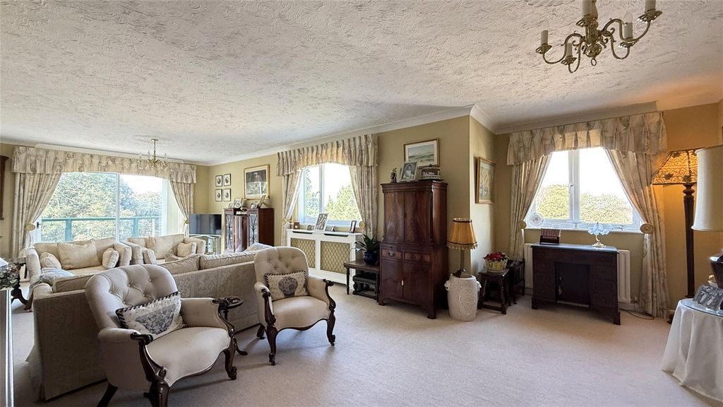 Property photo 2 of 12 Picture No. 07
