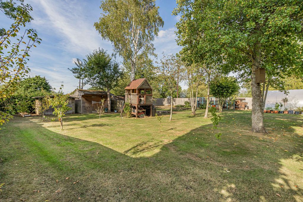 Property photo 2 of 49