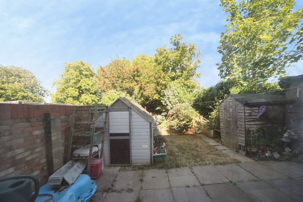 Property photo 2 of 6