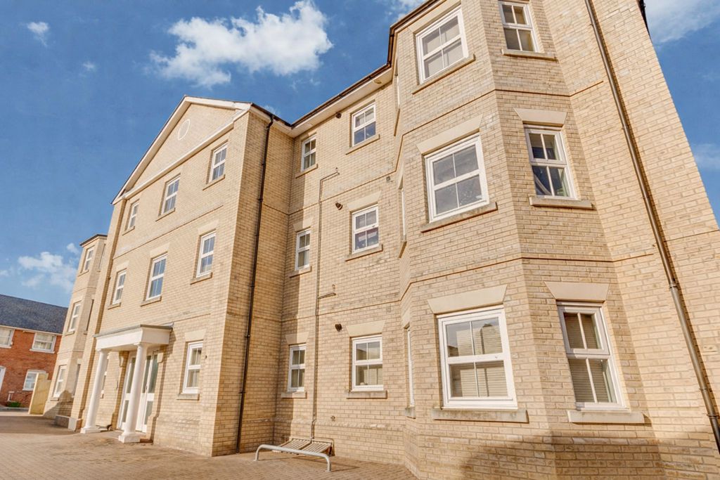 Property photo 1 of 10