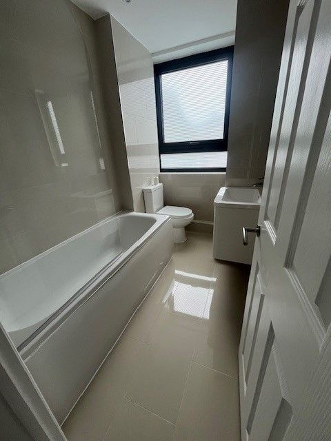 Property photo 1 of 3