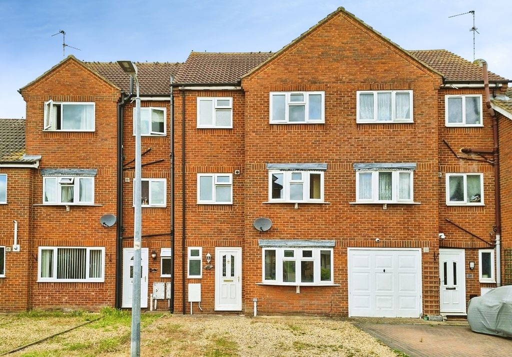 Property photo 1 of 19 Pbox-Img.Jpg