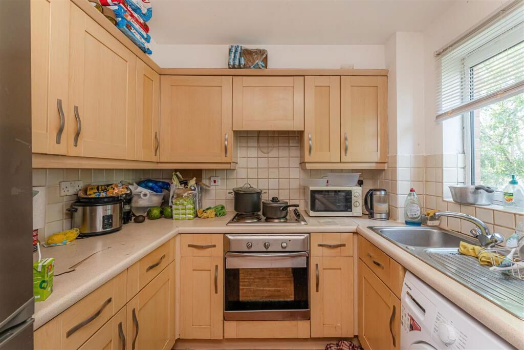 Property photo 3 of 8