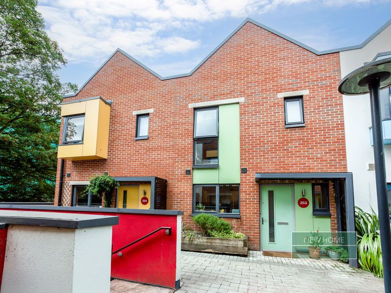 Property photo 1 of 18 Photo 19